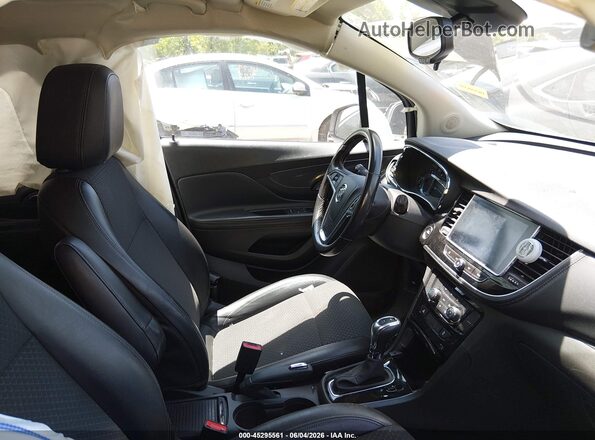 KL4CJASB2KB828132 2019 BUICK ENCORE Silver Widok wnętrza z przodu