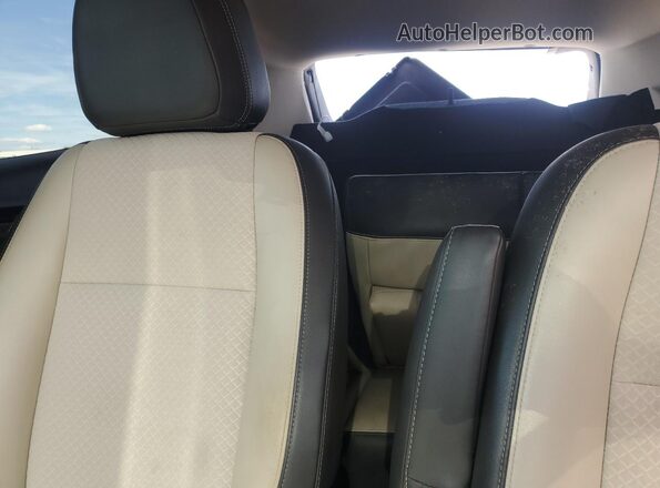 KL4CJASB2KB828566 2019 BUICK ENCORE Red Rear seats view