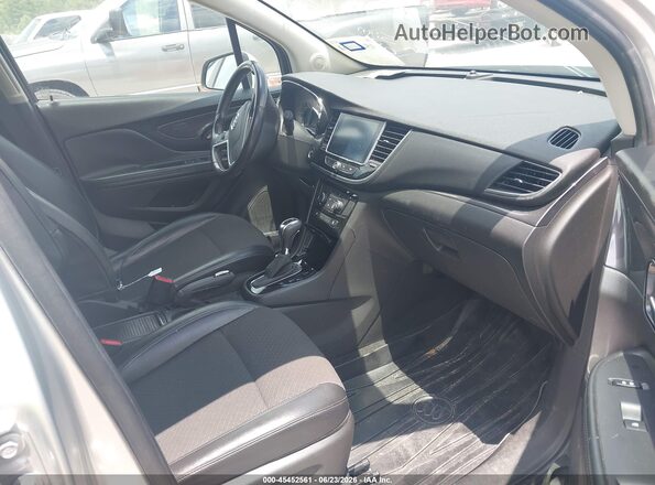 KL4CJASB2KB831743 2019 BUICK ENCORE Silver Vista interior delantera