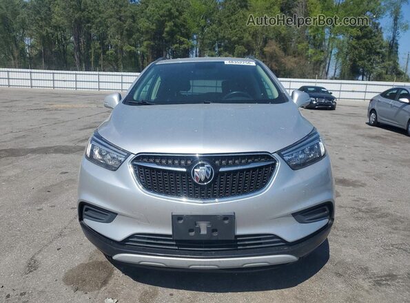 KL4CJASB3JB558875 2018 BUICK ENCORE Silver Widok z przodu
