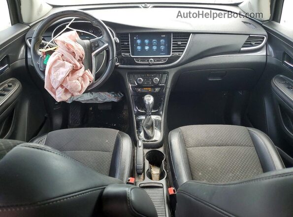 KL4CJASB3JB712811 2018 BUICK ENCORE White Առջևի վահանակի տեսք