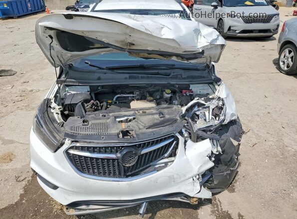 KL4CJASB3JB712811 2018 BUICK ENCORE White Շարժիչի բաժամունքի տեսք