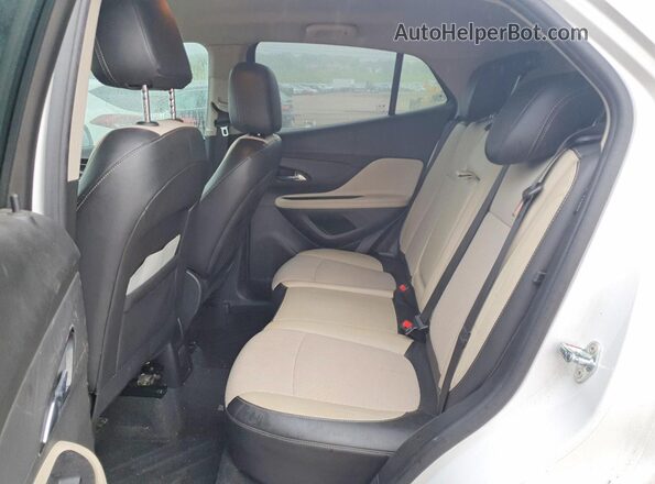 KL4CJASB3LB077074 2020 BUICK ENCORE White Widok tylnych siedzeń