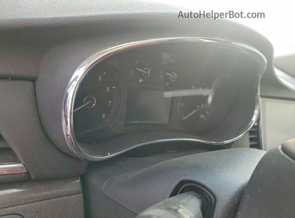 KL4CJASB5JB672117 2018 BUICK ENCORE Red Սարքավորումների վահանակի տեսք