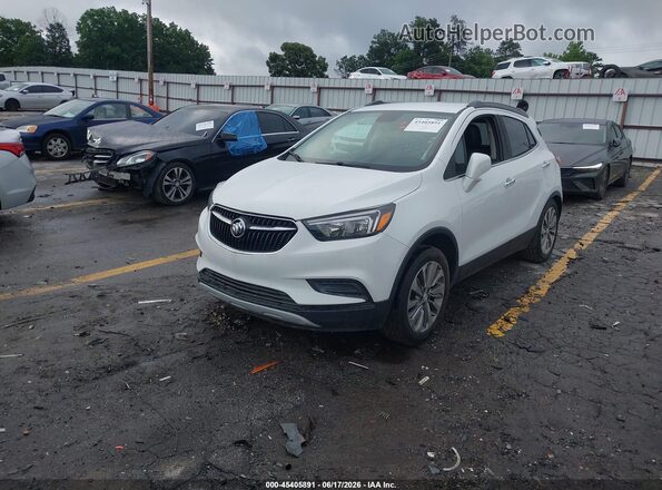 KL4CJASB8LB012883 2020 BUICK ENCORE White Առջևի ձախ երեք քառորդ տեսարան