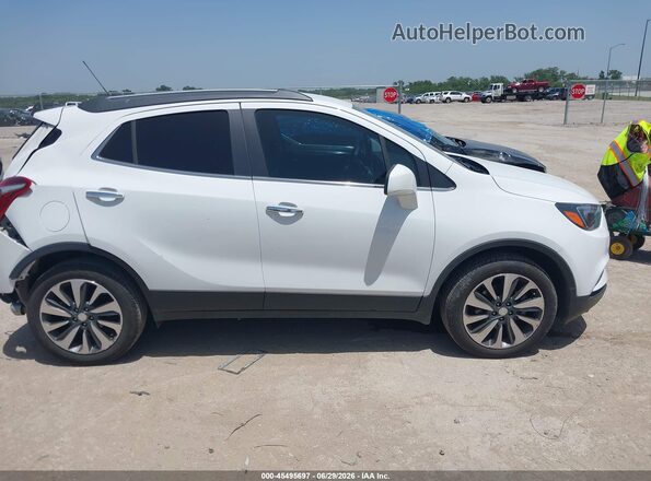 KL4CJASM9NB508215 2022 BUICK ENCORE Белый Вид задней части салона