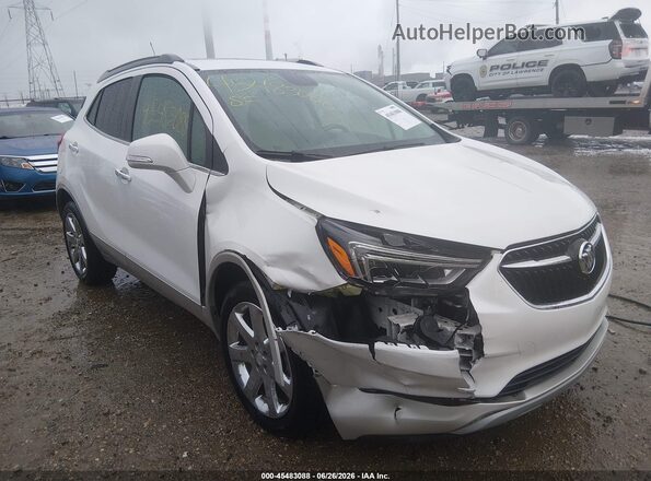 KL4CJCSB1JB517849 2018 BUICK ENCORE White Front view