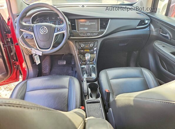 KL4CJCSB2HB023834 2017 BUICK ENCORE Красный Вид панели приборов