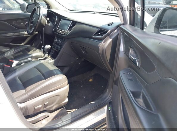 KL4CJCSB5HB155633 2017 BUICK ENCORE White Front interior view