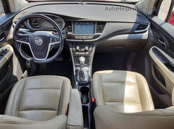 KL4CJCSM6JB713061 2018 BUICK ENCORE Красный Вид панели приборов