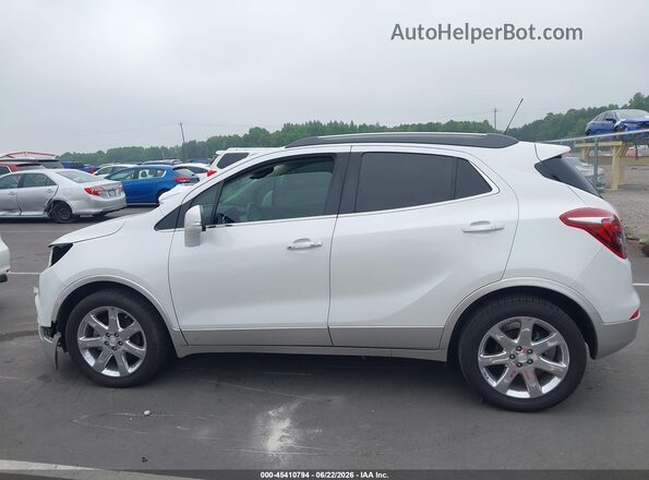 KL4CJDSB3HB256952 2017 BUICK ENCORE White 360 interior view