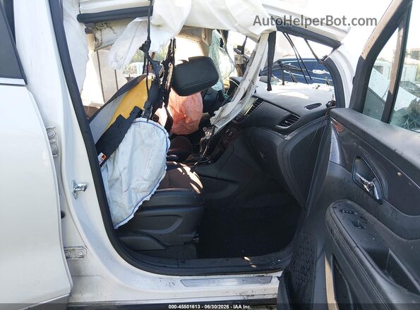 KL4CJESB2MB341426 2021 BUICK ENCORE White Вид салону спереду