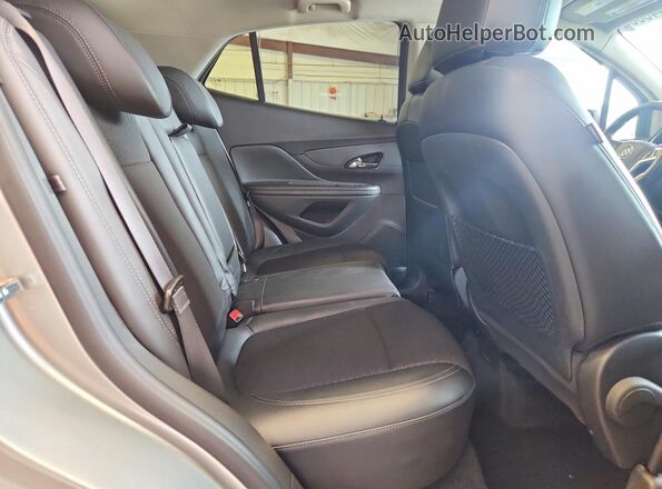 KL4CJESB3KB896799 2019 BUICK ENCORE Серебряный Вид задней части салона
