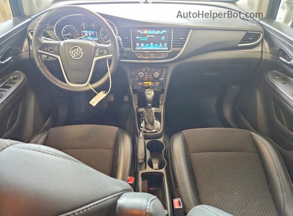KL4CJESB3KB896799 2019 BUICK ENCORE Серебряный Вид панели приборов