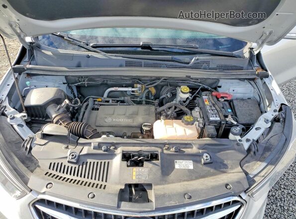 KL4CJESB6JB688477 2018 BUICK ENCORE Silver Widok komory silnika