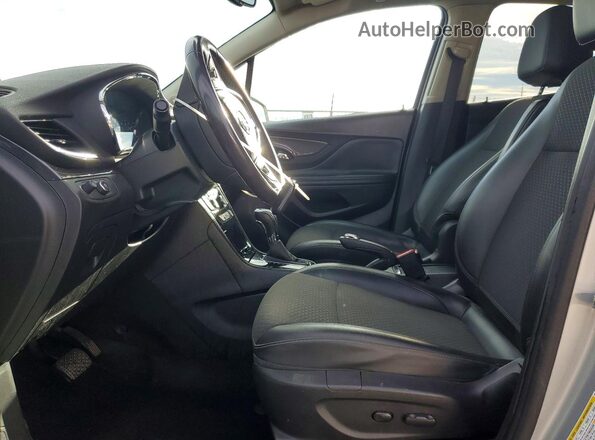 KL4CJESB6JB688477 2018 BUICK ENCORE Silver Widok wnętrza z przodu