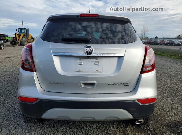 KL4CJESB6JB688477 2018 BUICK ENCORE Silver Widok z tyłu