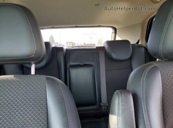 KL4CJESB6JB688477 2018 BUICK ENCORE Silver Widok tylnych siedzeń