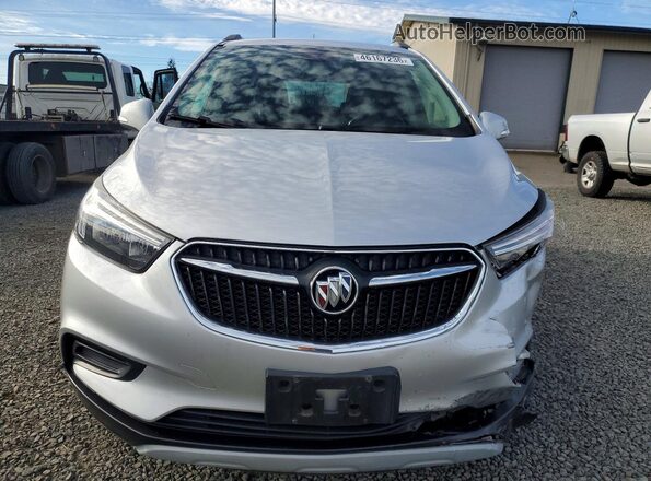 KL4CJESB6JB688477 2018 BUICK ENCORE Silver Widok z przodu
