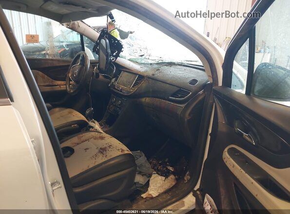KL4CJESB8MB324405 2021 BUICK ENCORE White Սալոնի դիմացի տեսք