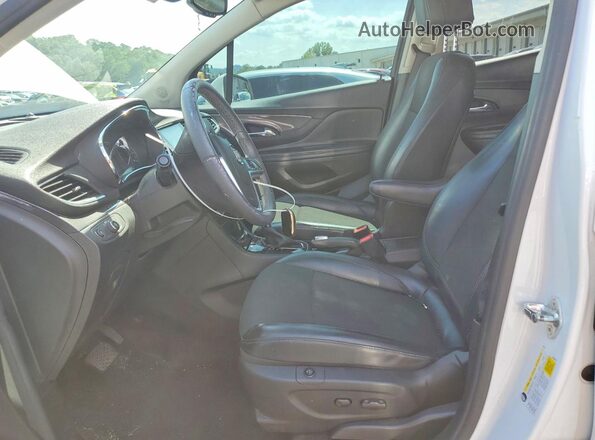 KL4CJESBXMB349760 2021 BUICK ENCORE White Widok wnętrza z przodu