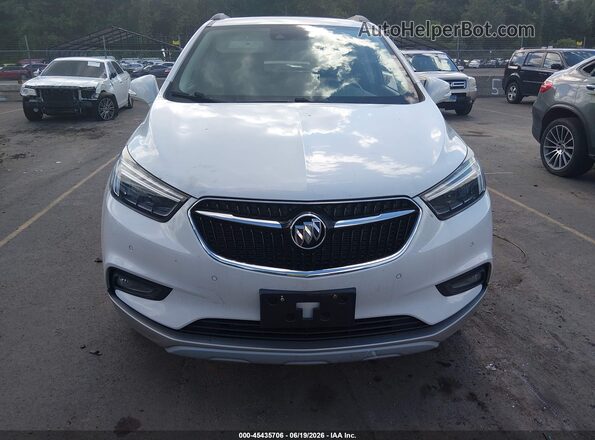 KL4CJHSB8JB625933 2018 BUICK ENCORE Белый Вид щитка приборов
