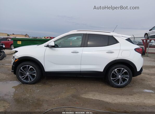 KL4MMDS21PB098489 2023 BUICK ENCORE White 