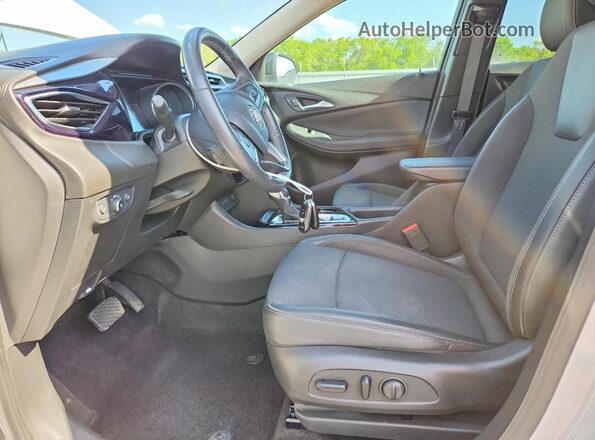 KL4MMDS28LB126539 2020 BUICK ENCORE Белый Вид салона спереди