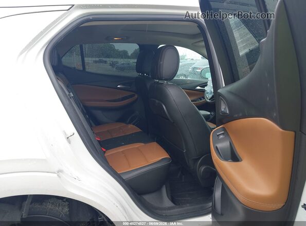 KL4MMFSL0NB020559 2022 BUICK ENCORE White VIN კოდის სტიკერის ხედი