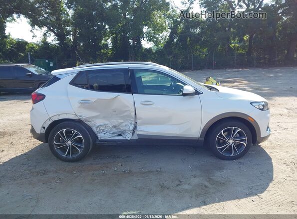 KL4MMFSL3LB119597 2020 BUICK ENCORE White Widok wnętrza z tyłu