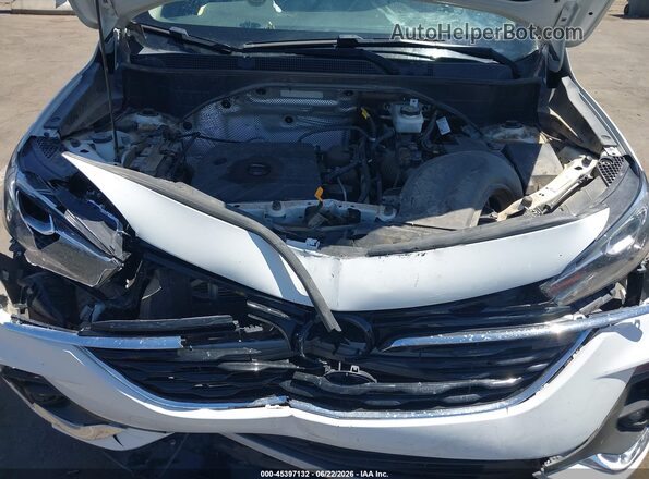 KL4MMFSL9NB088374 2022 BUICK ENCORE White Հետևի տեսք