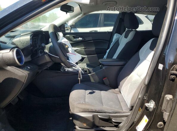 KL77LFE21RC081702 2024 CHEVROLET TRAX Black Widok wnętrza z przodu