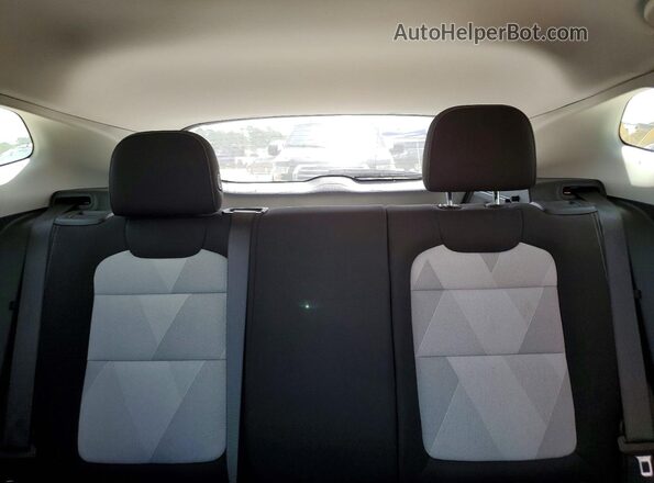 KL77LFE21RC223501 2024 CHEVROLET TRAX Silver Rear seats view