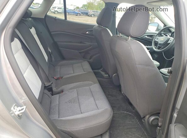 KL77LFE24RC180871 2024 CHEVROLET TRAX Silver Սալոնի հետևի տեսք