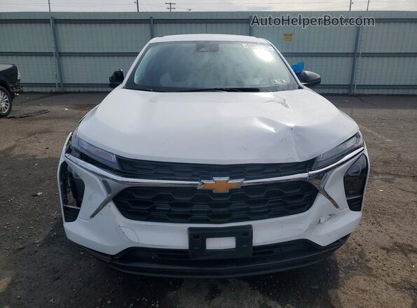 KL77LFE25RC006677 2024 CHEVROLET TRAX White Vista frontal
