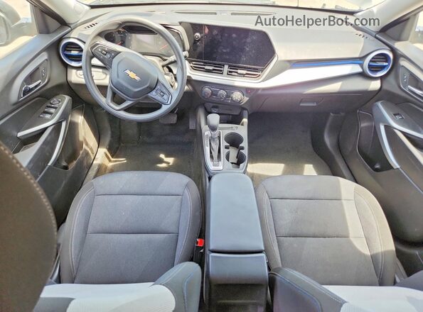 KL77LFE26RC236048 2024 CHEVROLET TRAX Silver 