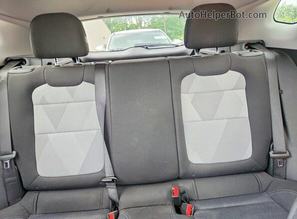 KL77LFE29RC222869 2024 CHEVROLET TRAX Gray Widok tylnych siedzeń