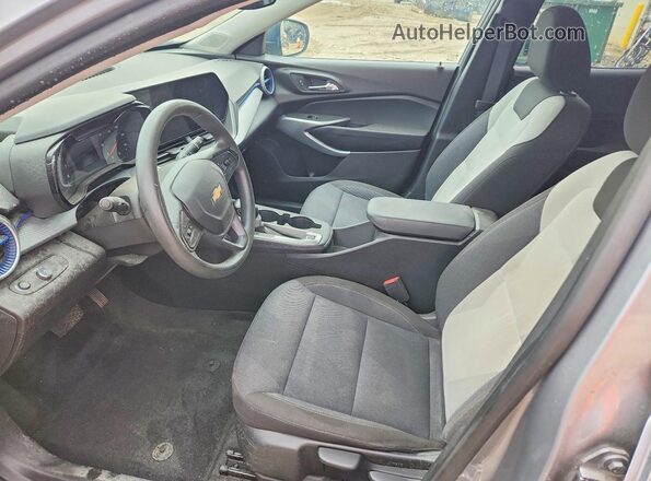 KL77LFE29RC222869 2024 CHEVROLET TRAX Gray Widok wnętrza z przodu