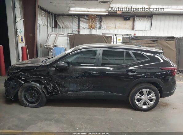 KL77LFE2XRC039075 2024 CHEVROLET TRAX Black Rear interior view