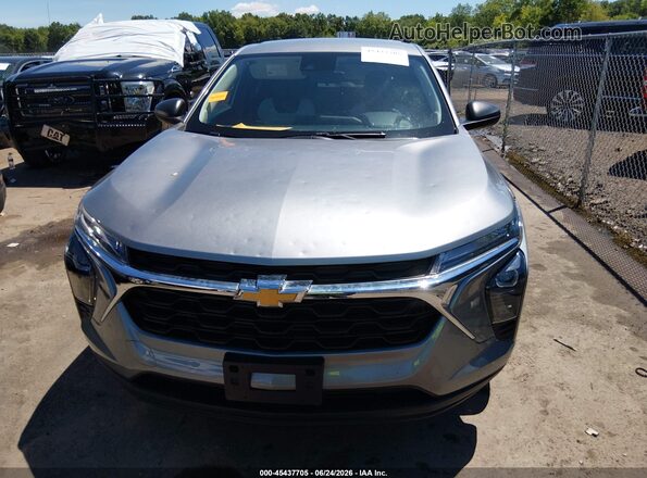 KL77LFE2XRC102286 2024 CHEVROLET TRAX Silver Вид щитка приладів