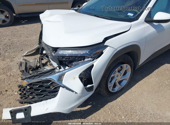 KL77LFEP0TC022028 2026 CHEVROLET TRAX Белый Вид спереди