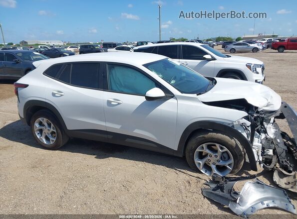 KL77LFEP0TC022028 2026 CHEVROLET TRAX Белый Вид задней части салона