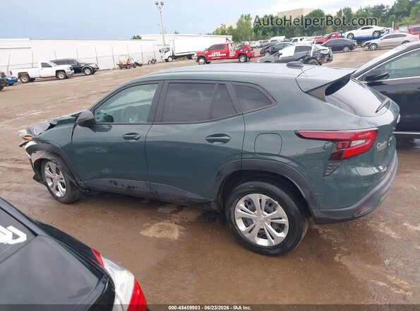 KL77LFEP2SC165917 2025 CHEVROLET TRAX Green Սալոնի հետևի տեսք