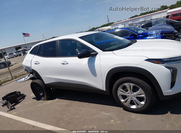 KL77LFEP2SC326069 2025 CHEVROLET TRAX White Вид задньої частини салону