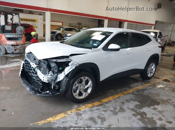 KL77LFEP3SC166106 2025 CHEVROLET TRAX White Առջևի ձախ երեք քառորդ տեսարան
