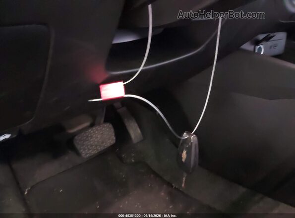 KL77LFEP3SC166106 2025 CHEVROLET TRAX White Առջևի վահանակի տեսք