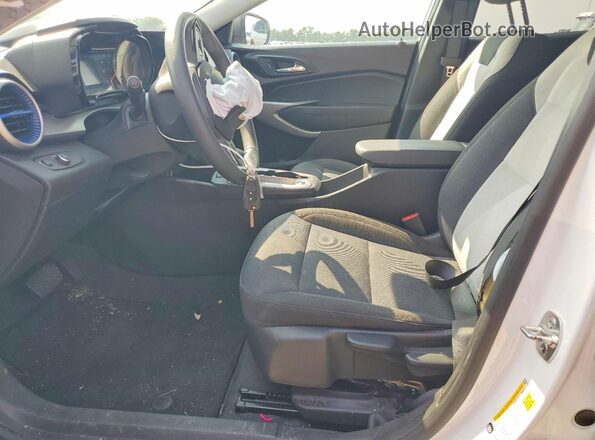 KL77LFEP5SC177625 2025 CHEVROLET TRAX White Vista interior delantera