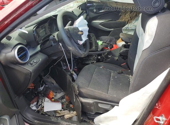KL77LFEP7TC069511 2026 CHEVROLET TRAX Red Widok wnętrza z przodu
