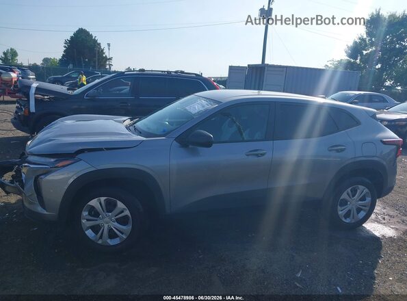 KL77LFEP8SC129956 2025 CHEVROLET TRAX Gray 