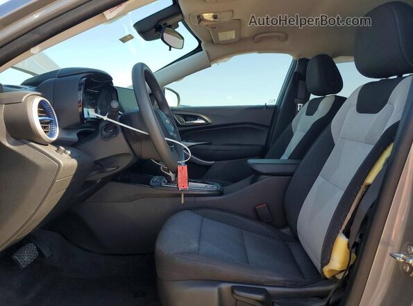 KL77LFEPXSC002156 2025 CHEVROLET TRAX Gray Սալոնի դիմացի տեսք